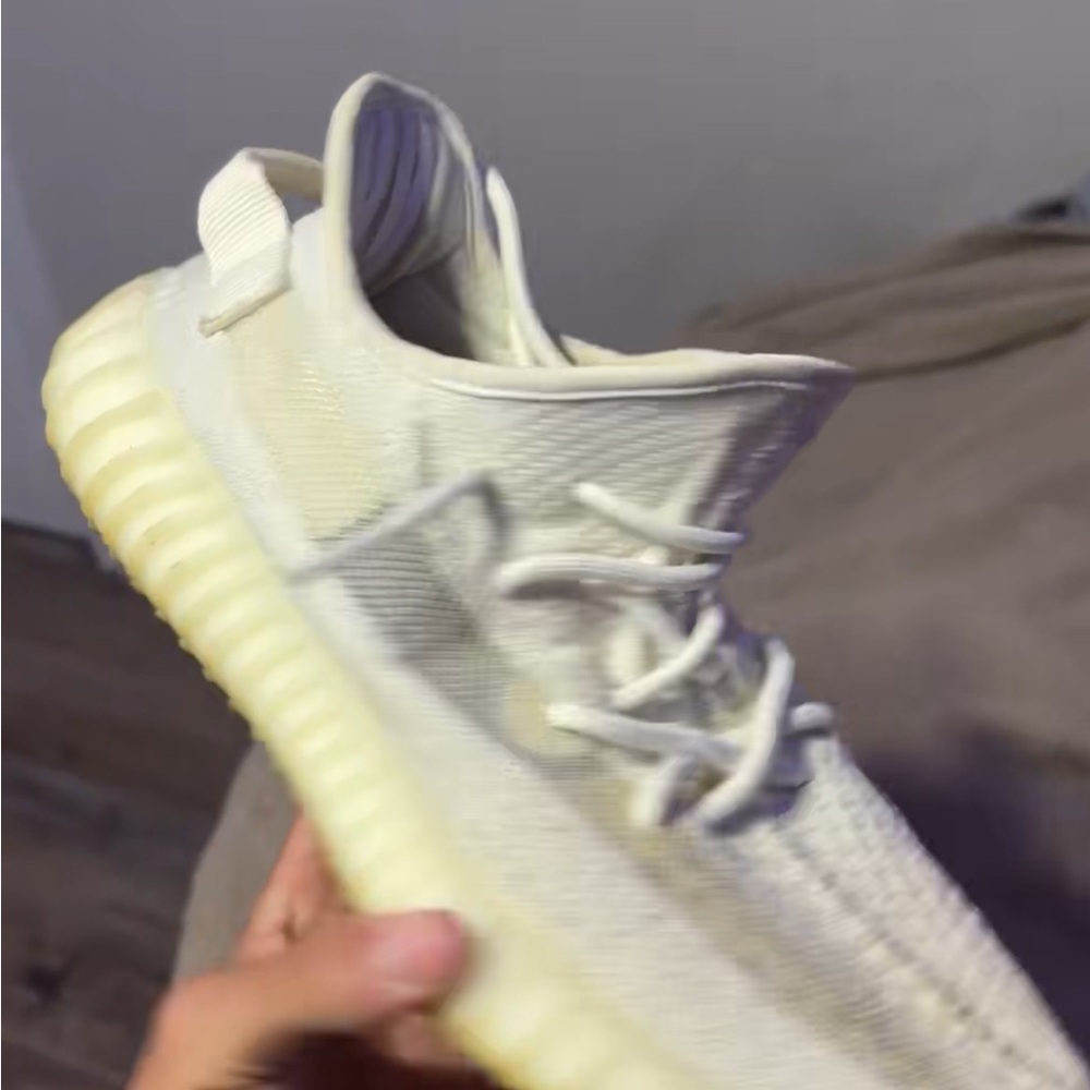 Yeezy Cream White Sneakers